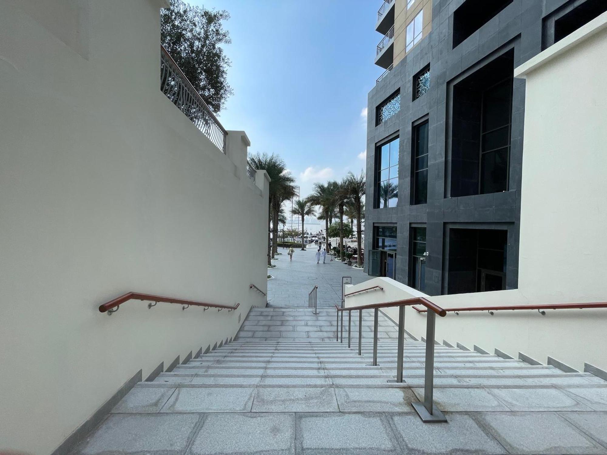 Ashri Hh, Luxurious Apt In Creek