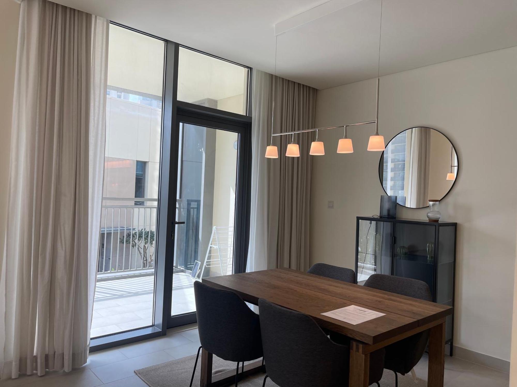 Ashri Hh, Luxurious Apt In Creek Apartment Dubai